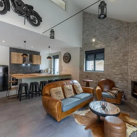 Apartment La Fabrique, Loft 100 M2